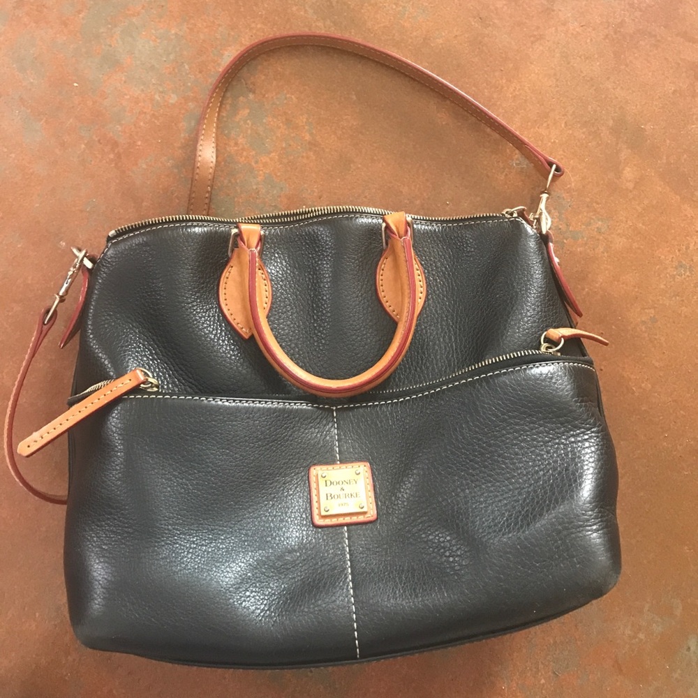 Dooney & Bourke Shoulder Bag